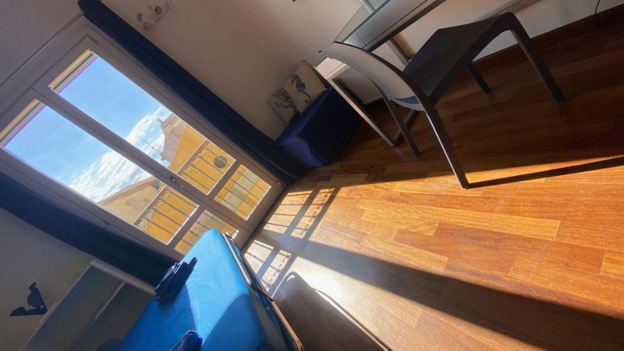Ocean Flat Apartment Cagliari Exterior photo